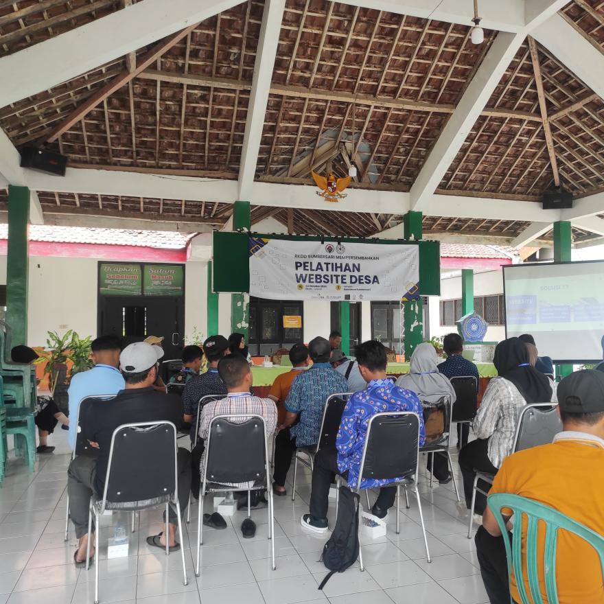Pelatihan dan Sosialisasi Pengenalan Website Desa